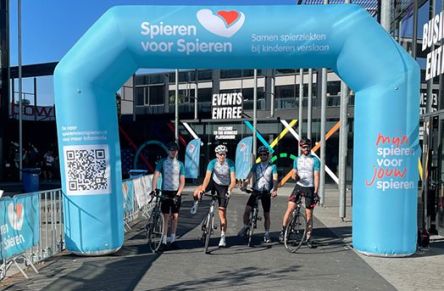 Pieters fietst voor Spieren voor Spieren